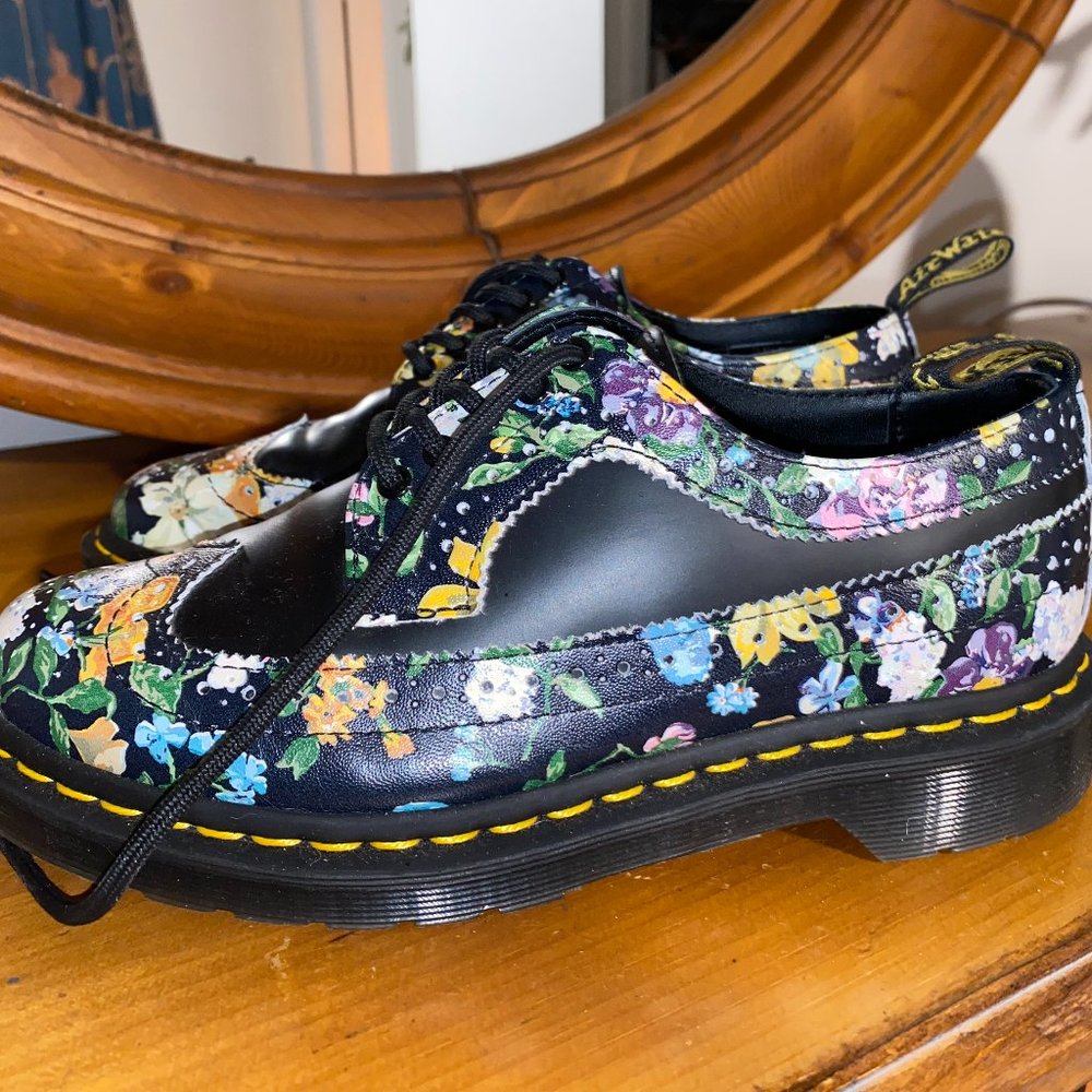 Doc Martens 3989 Darcy Darci Floral Oxford Size 6 US